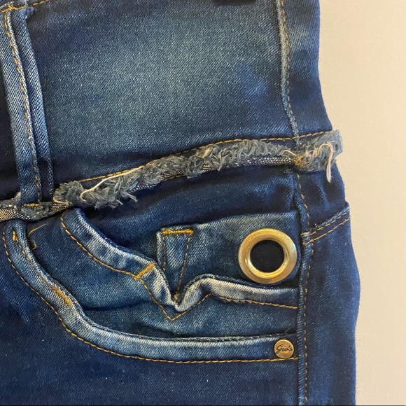 Gio’s Jeans- Embroidered Ankle Stretch Denim - Picture 3 of 9